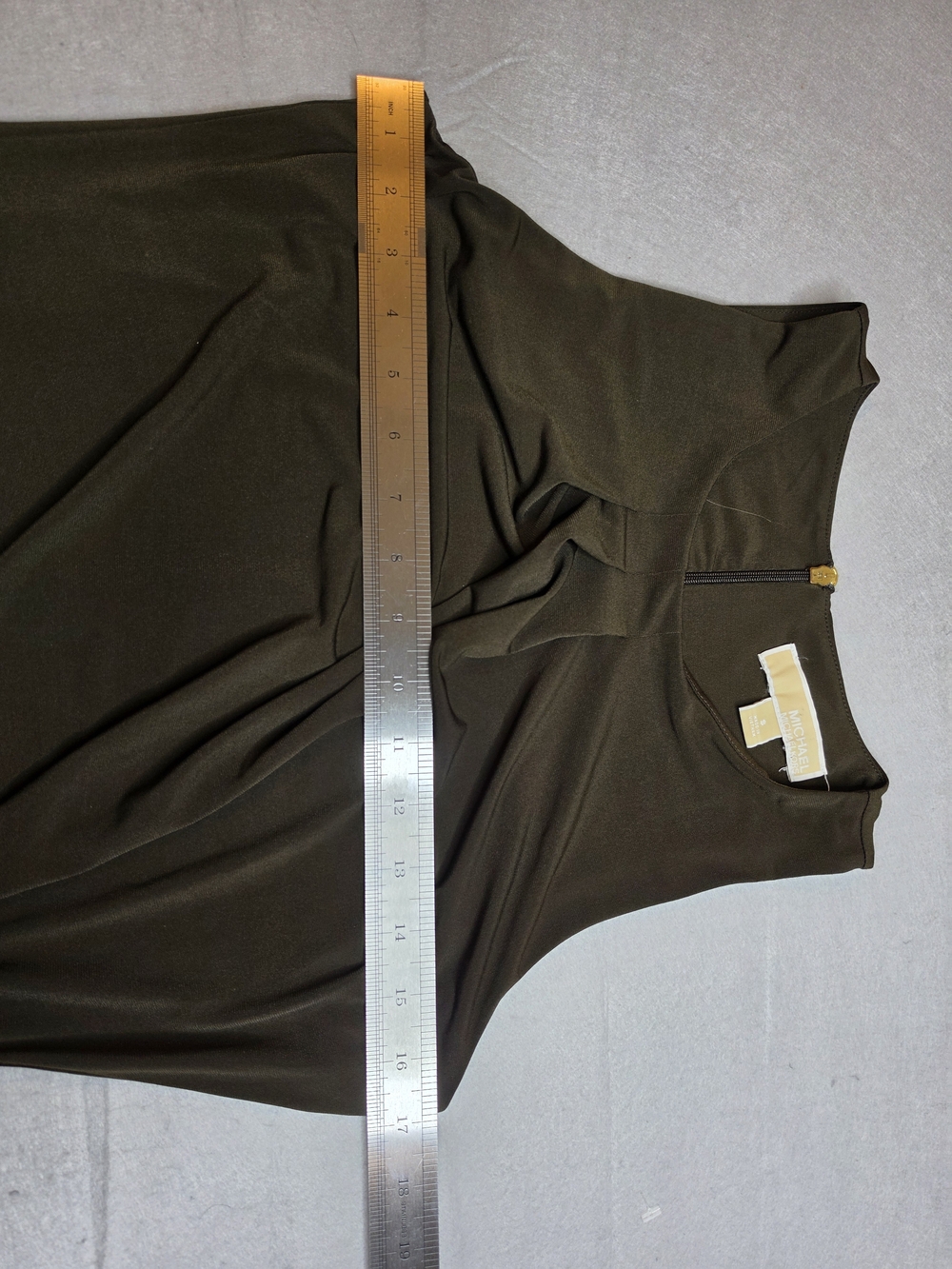 Michael Kors Olive Green Ruched Sleeveless Bodycon‎ Midi Dress - Size Small - Picture 4 of 7